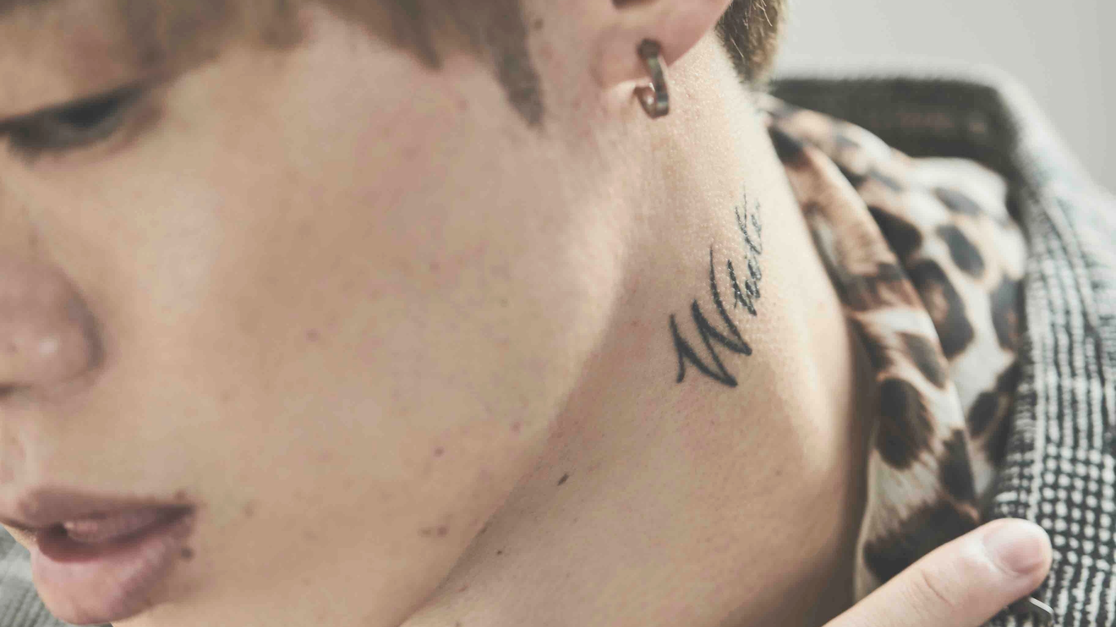 ワガママ Blog Photo Bookから写真を先行公開。（ファンクラブ限定）